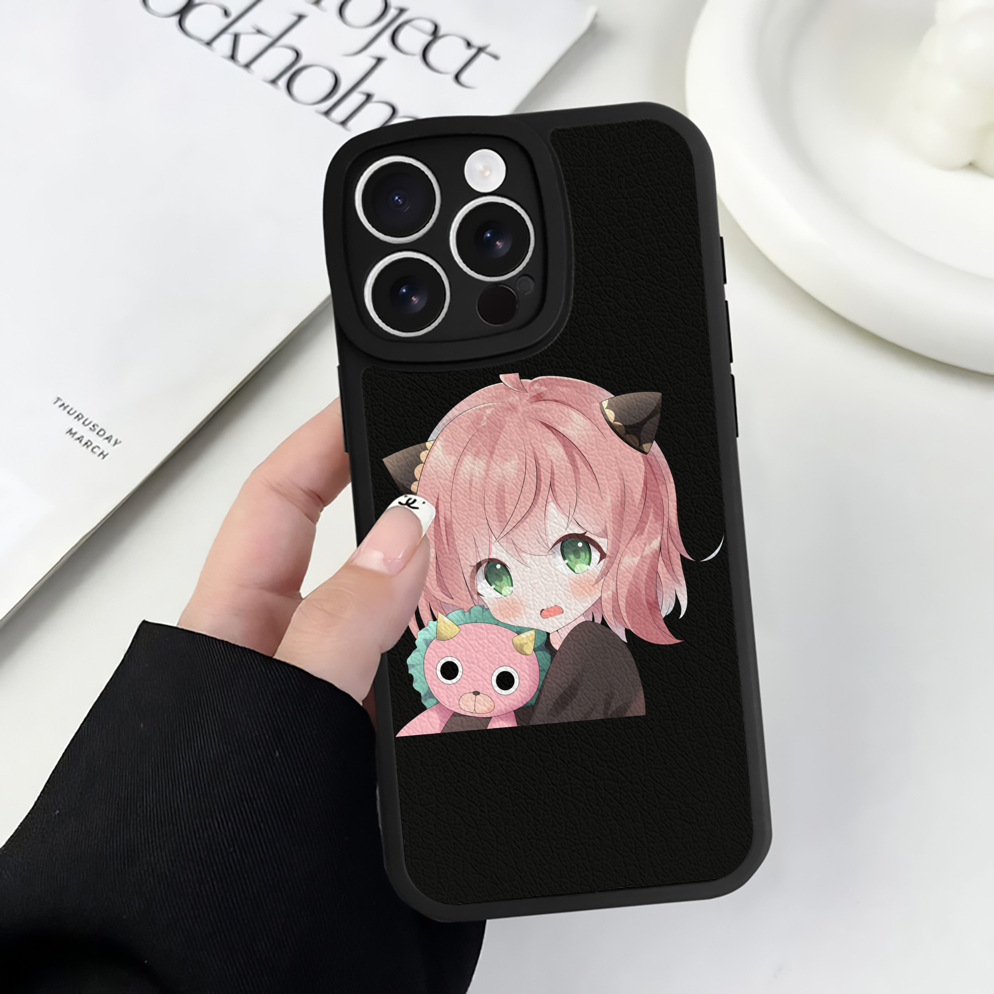 （画像用） SPY×FAMILY间谍家家酒 【iPhone 16シリーズ対応】シリコンスマホケース（レザー調） 材質：シリコン